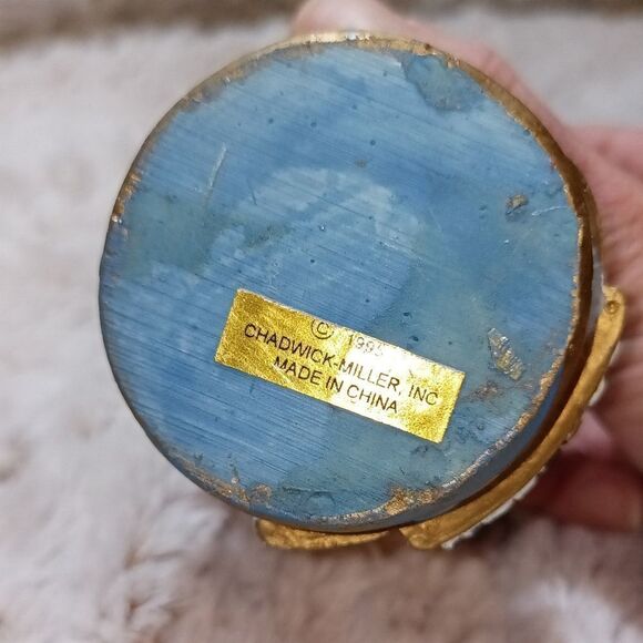 1995 Chadwick Miller October angel figurine. Collectable - Picture 6 of 8